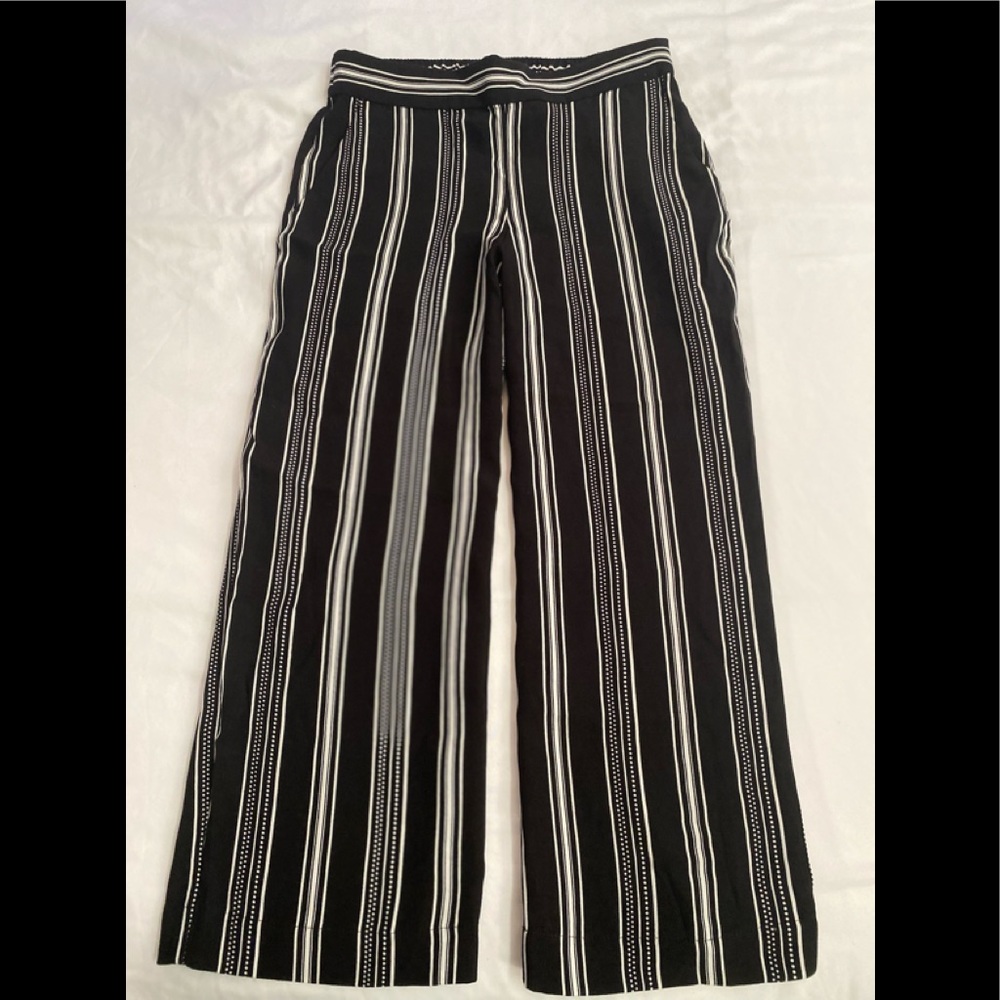 LOFT - Cute Black & White Stripe Trousers Sz XSP
